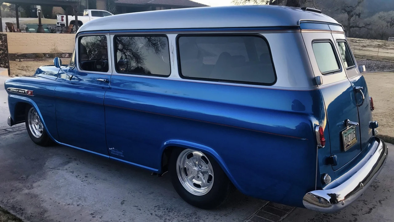 1959 Chevrolet Suburban 4th Gen - Image 7 of 31
