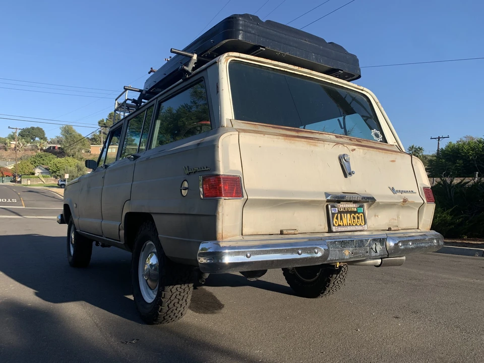 1964 Jeep SJ Wagoneer - Image 17 of 31