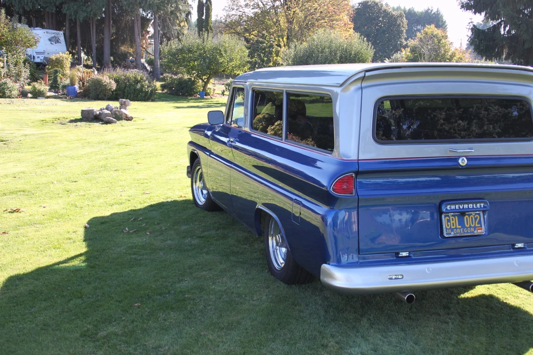 1965 Chevrolet Suburban 5th Gen - Image 16 of 31