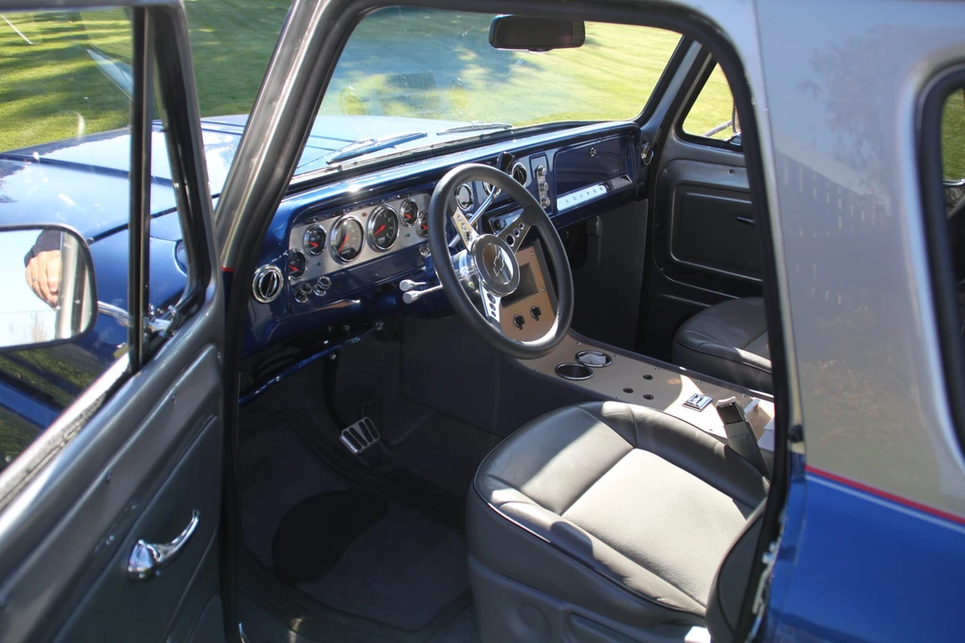 1965 Chevrolet Suburban 5th Gen - Image 30 of 31