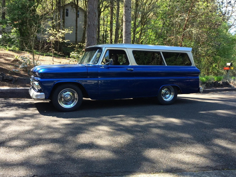 1965 Chevrolet Suburban 5th Gen - Image 13 of 31