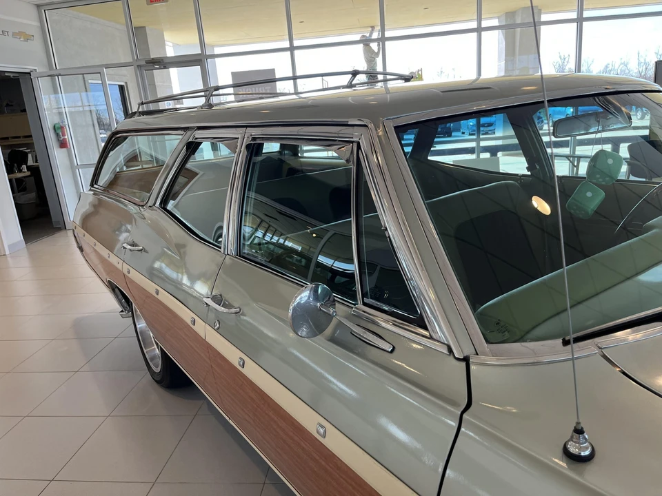1968 Chevrolet Caprice - Image 23 of 31