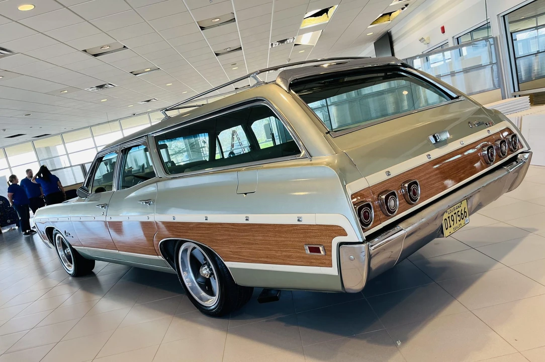 1968 Chevrolet Caprice - Image 10 of 31