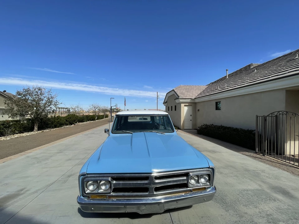 1968 GMC Suburban 6th Gen - Image 5 of 31