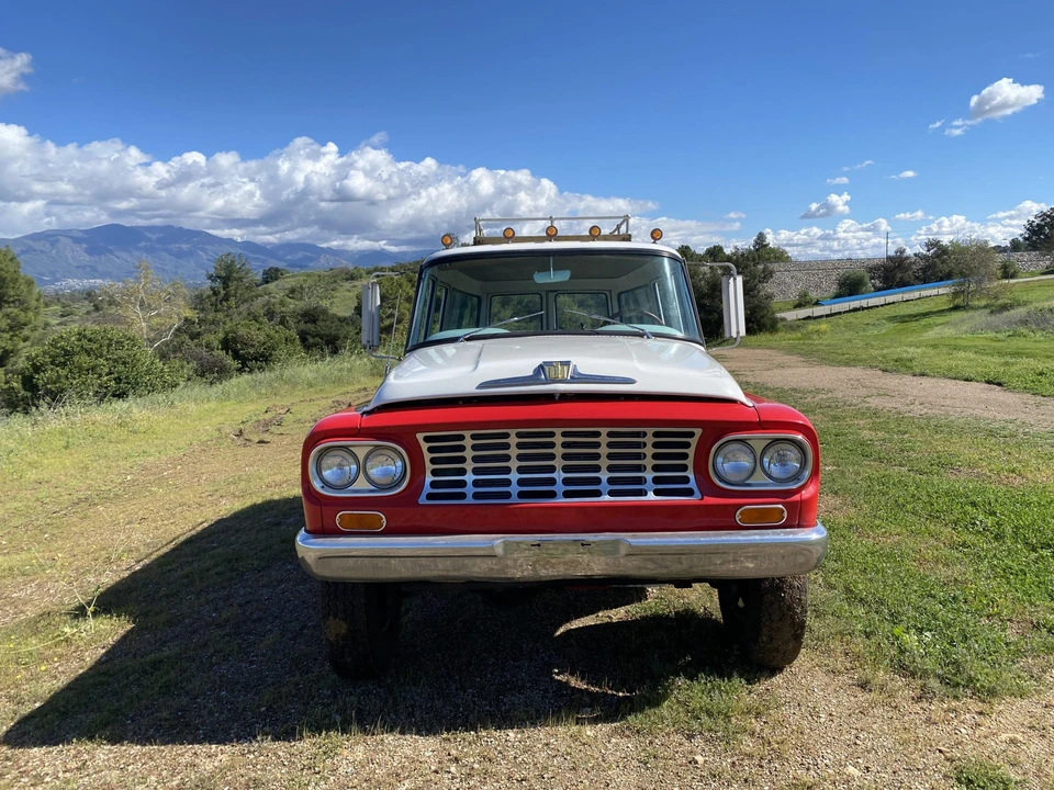 1968 International Harvester Travelall - Image 5 of 31