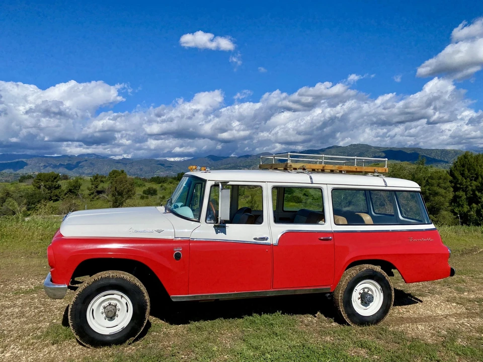 1968 International Harvester Travelall - Image 12 of 31