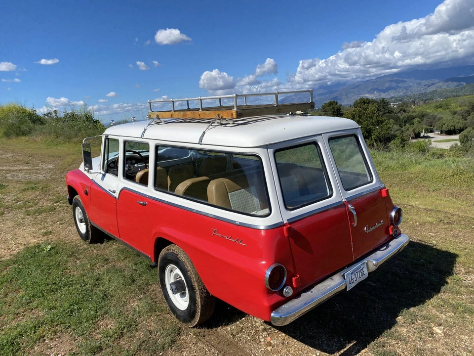 1968 International Harvester Travelall - Image 17 of 31