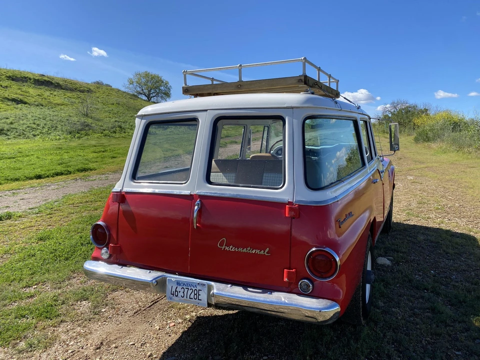 1968 International Harvester Travelall - Image 21 of 31