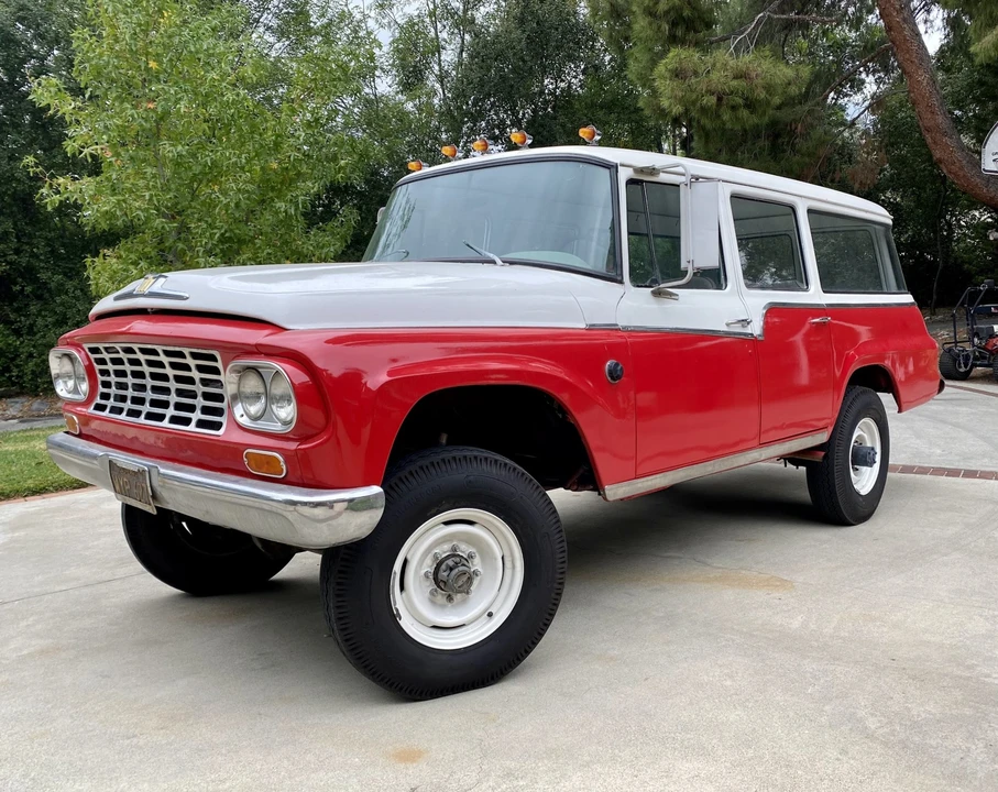1968 International Harvester Travelall - Image 27 of 31