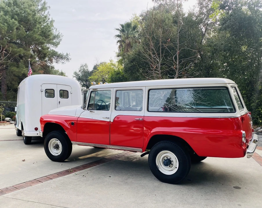 1968 International Harvester Travelall - Image 29 of 31