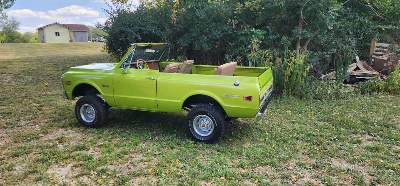 1970 GMC Jimmy 1st Gen - Image 7 of 31