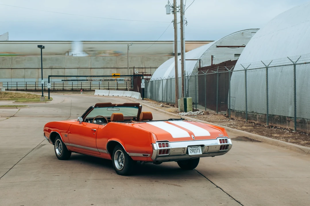 1970 Oldsmobile Cutlass Supreme - Image 11 of 31
