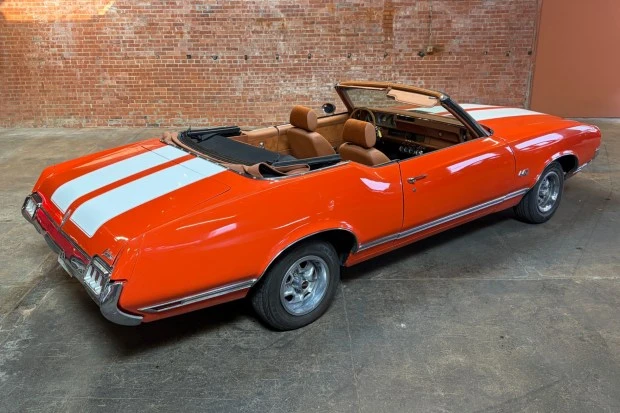 1970 Oldsmobile Cutlass Supreme - Image 2 of 8
