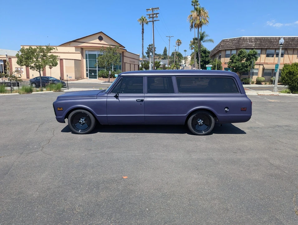 1971 GMC Suburban 6th Gen - Image 4 of 31