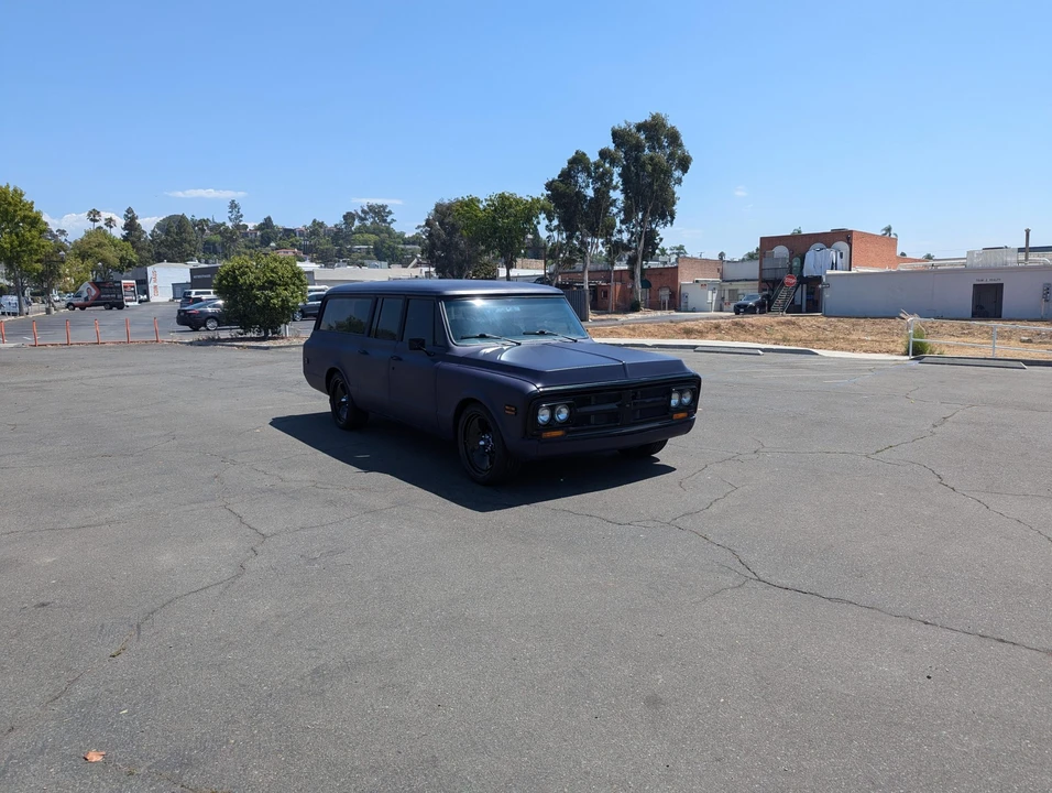 1971 GMC Suburban 6th Gen - Image 15 of 31