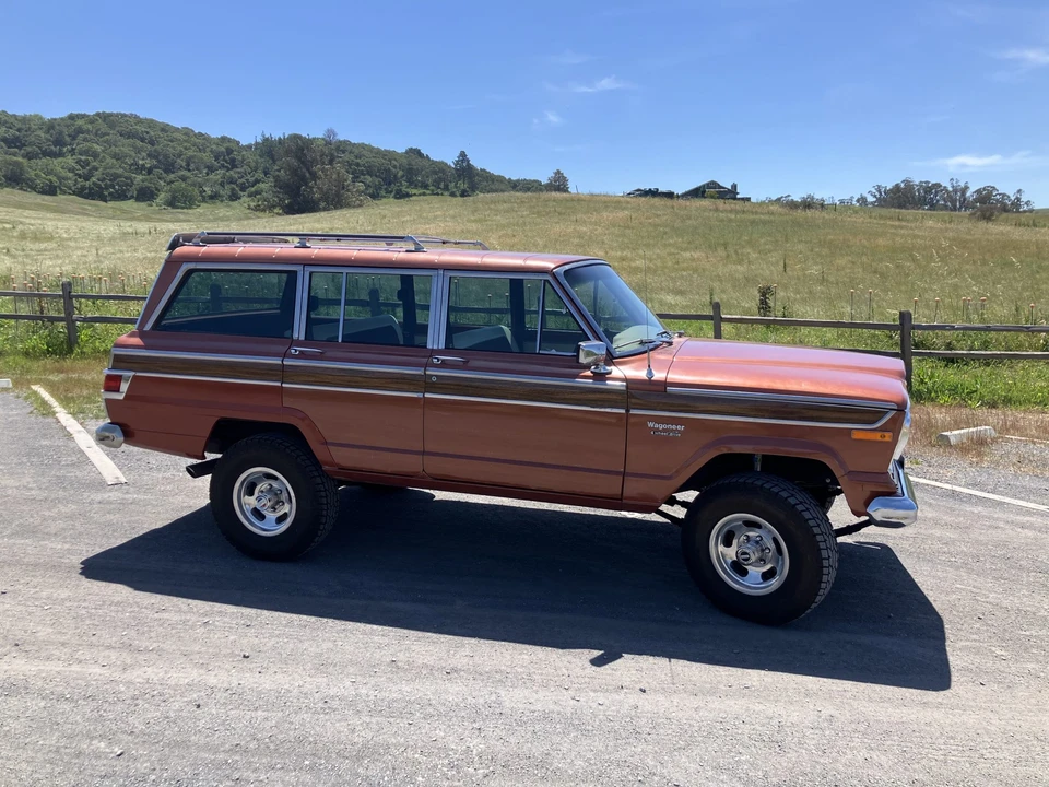 1974 Jeep SJ Wagoneer - Image 6 of 31