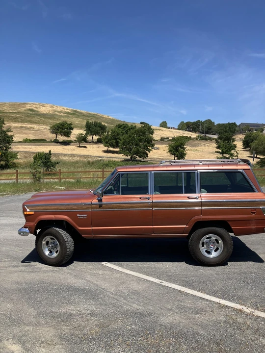 1974 Jeep SJ Wagoneer - Image 16 of 31