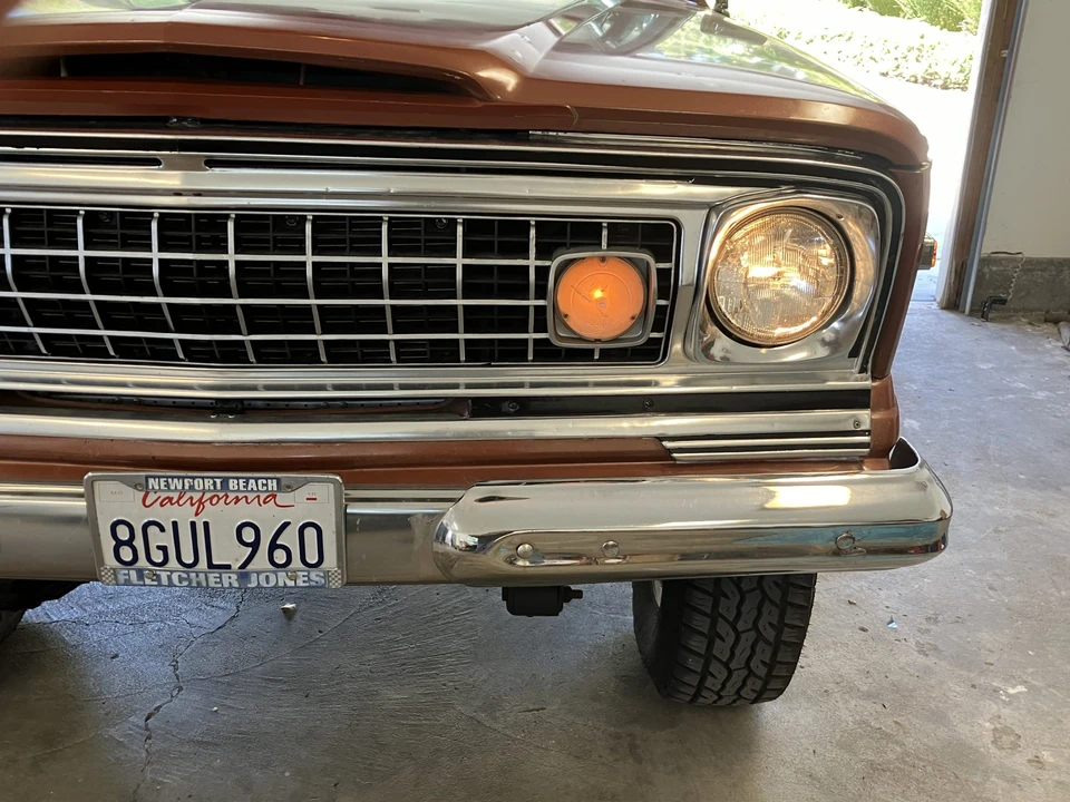 1974 Jeep SJ Wagoneer - Image 12 of 31