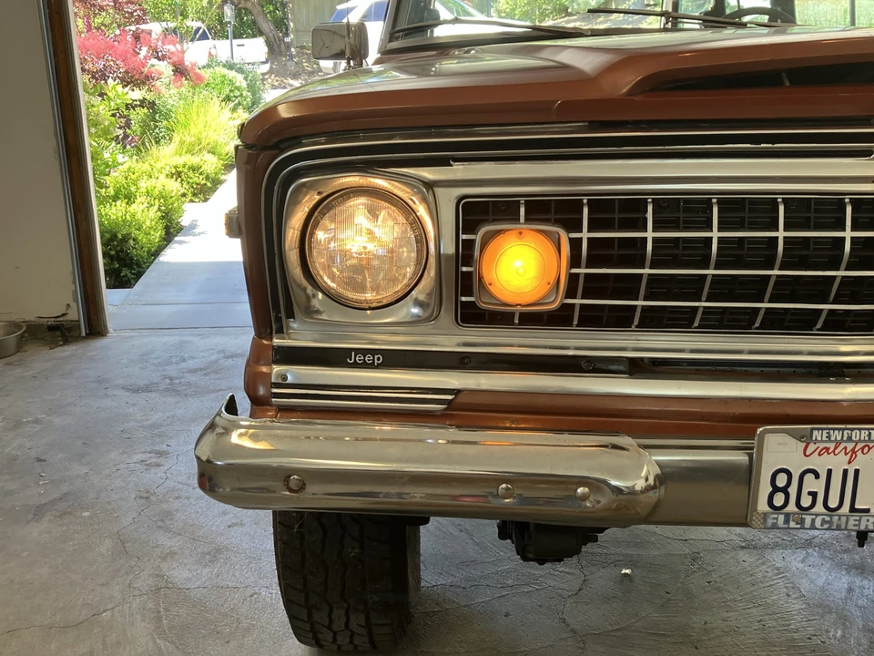 1974 Jeep SJ Wagoneer - Image 10 of 31