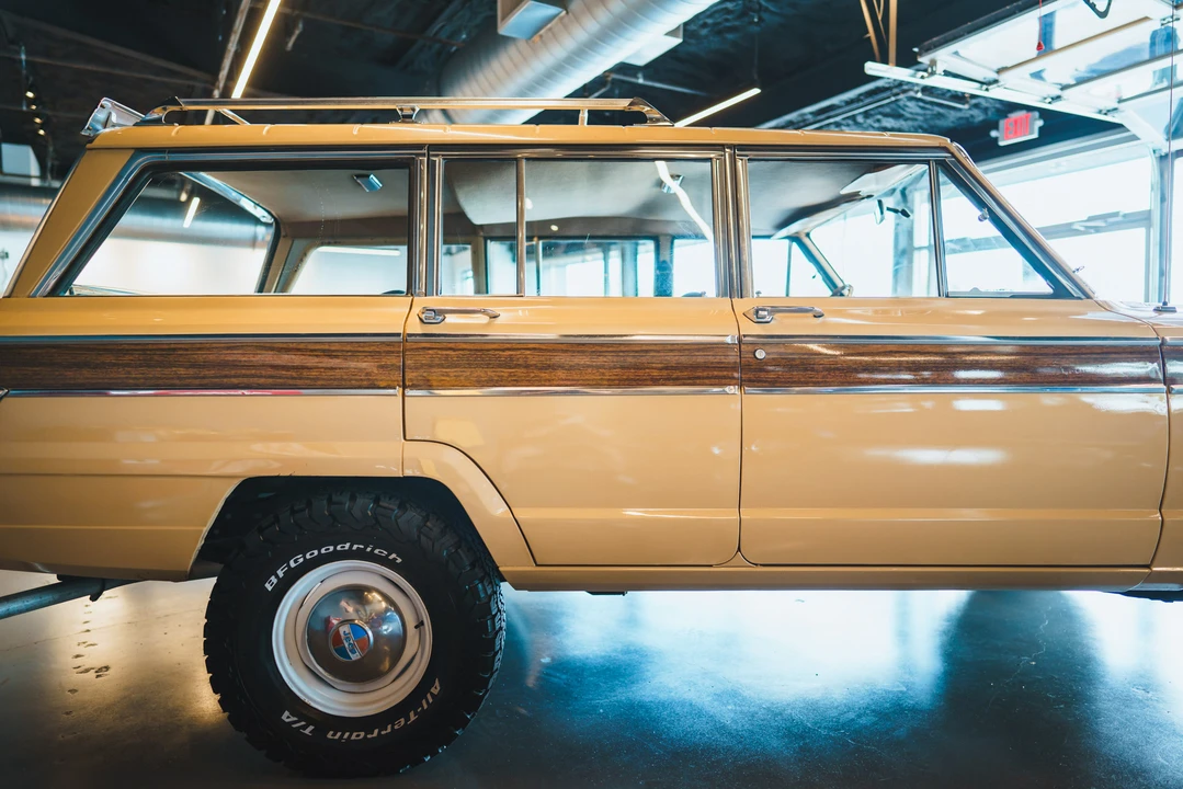 1976 Jeep SJ Wagoneer - Image 26 of 31