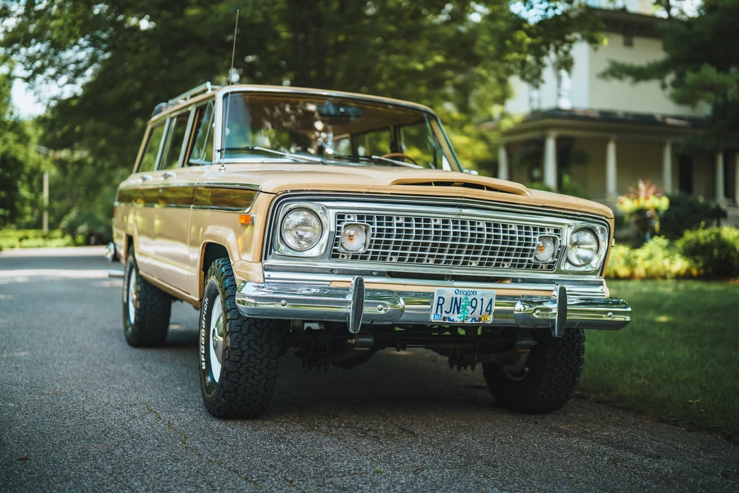 1976 Jeep SJ Wagoneer - Image 3 of 31