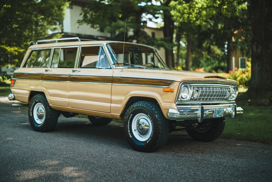 1976 Jeep SJ Wagoneer - Image 2 of 31