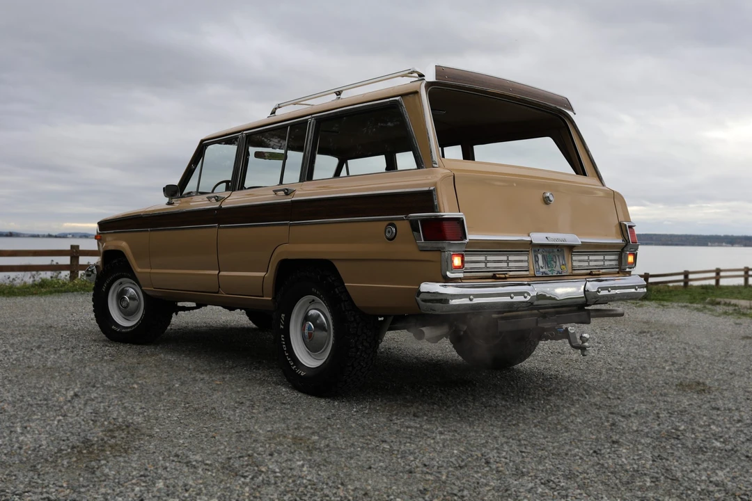1976 Jeep SJ Wagoneer - Image 9 of 31