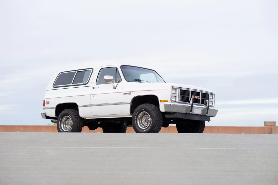 1985 GMC Jimmy 2nd Gen - Image 2 of 31