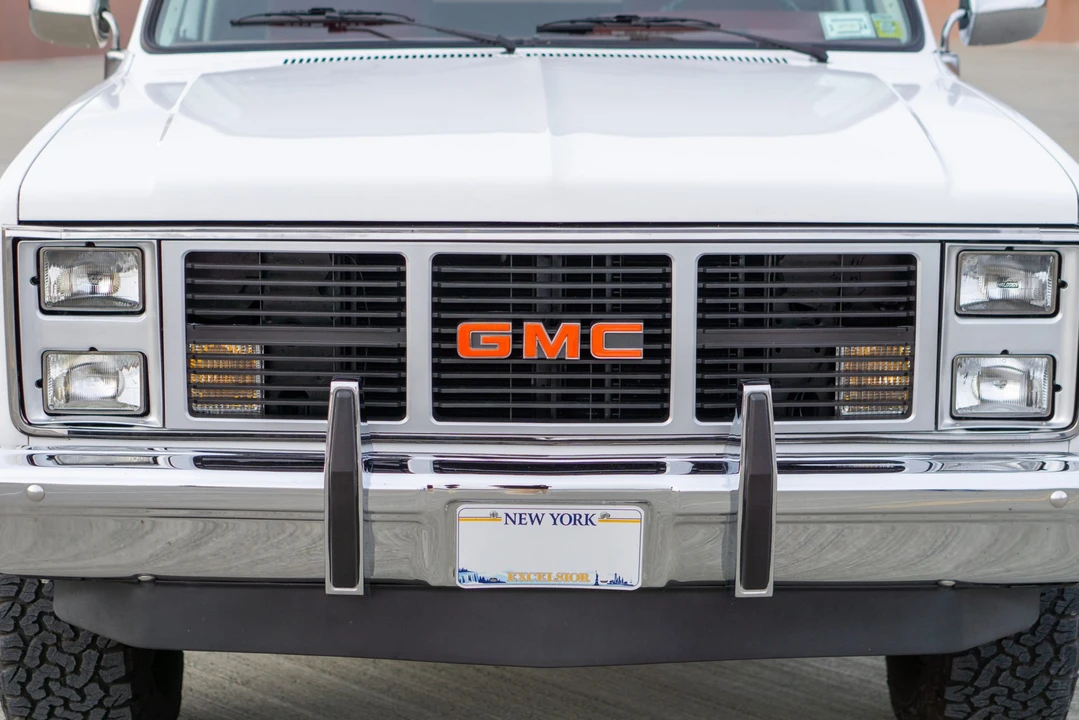 1985 GMC Jimmy 2nd Gen - Image 18 of 31