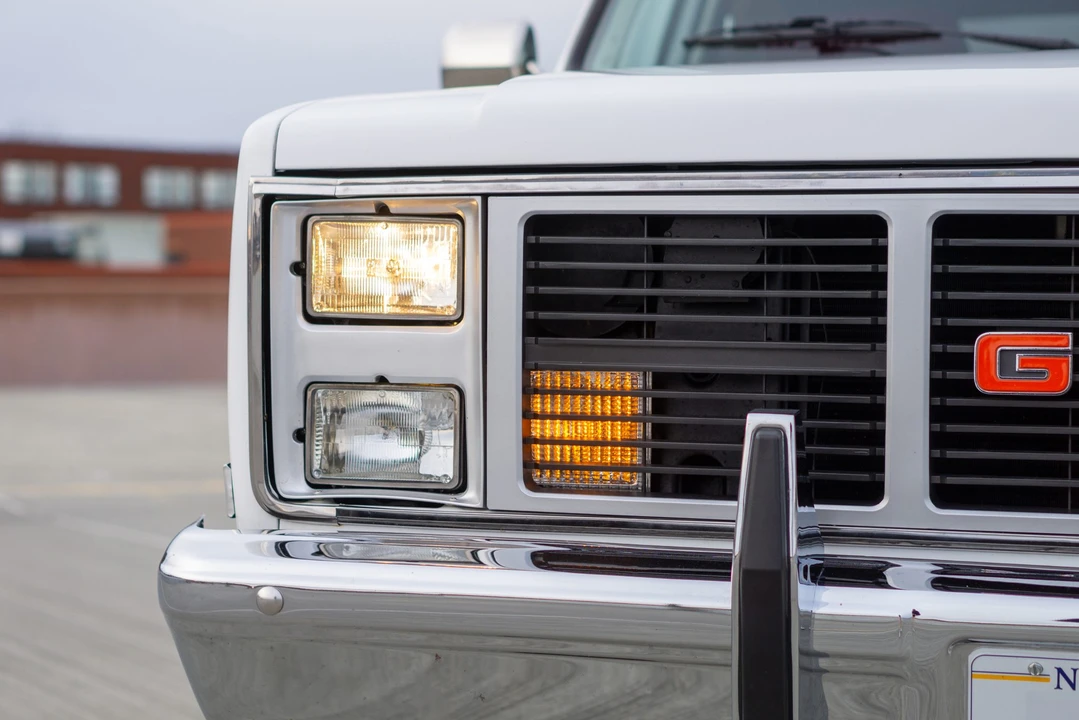 1985 GMC Jimmy 2nd Gen - Image 14 of 31
