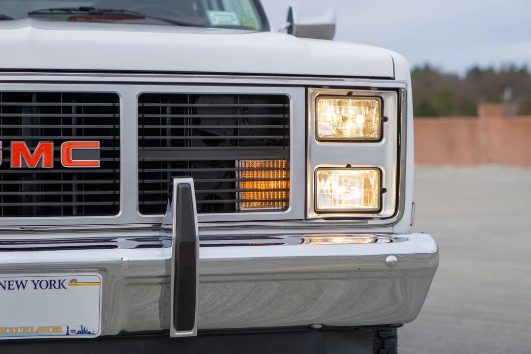 1985 GMC Jimmy 2nd Gen - Image 17 of 31