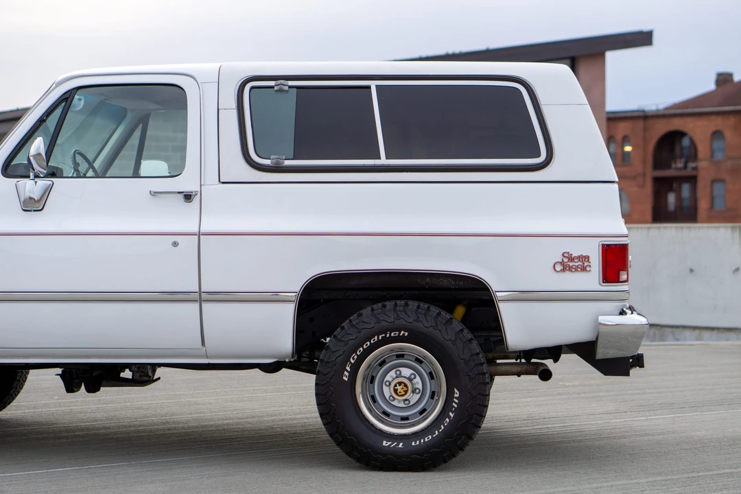 1985 GMC Jimmy 2nd Gen - Image 10 of 31