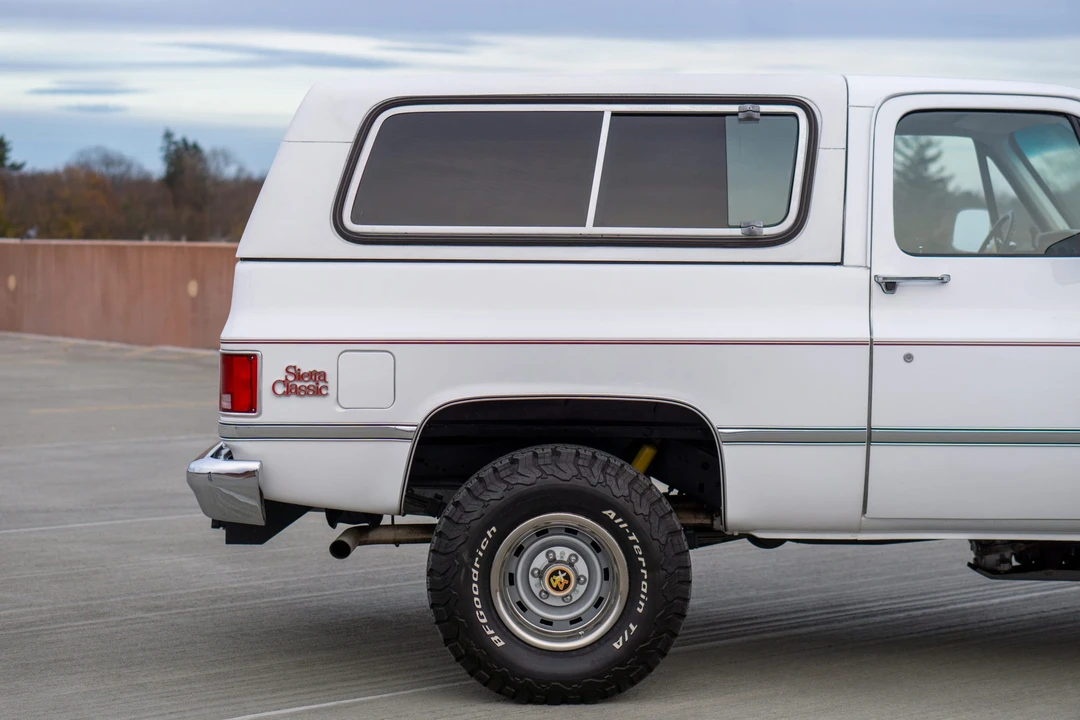 1985 GMC Jimmy 2nd Gen - Image 11 of 31