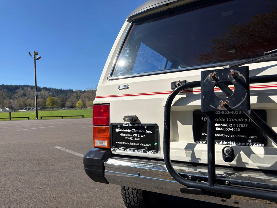 1986 Jeep XJ Cherokee - Image 28 of 31