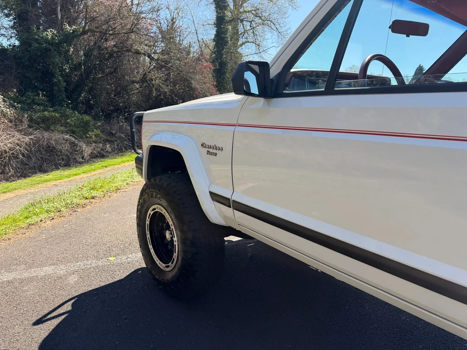 1986 Jeep XJ Cherokee - Image 19 of 31