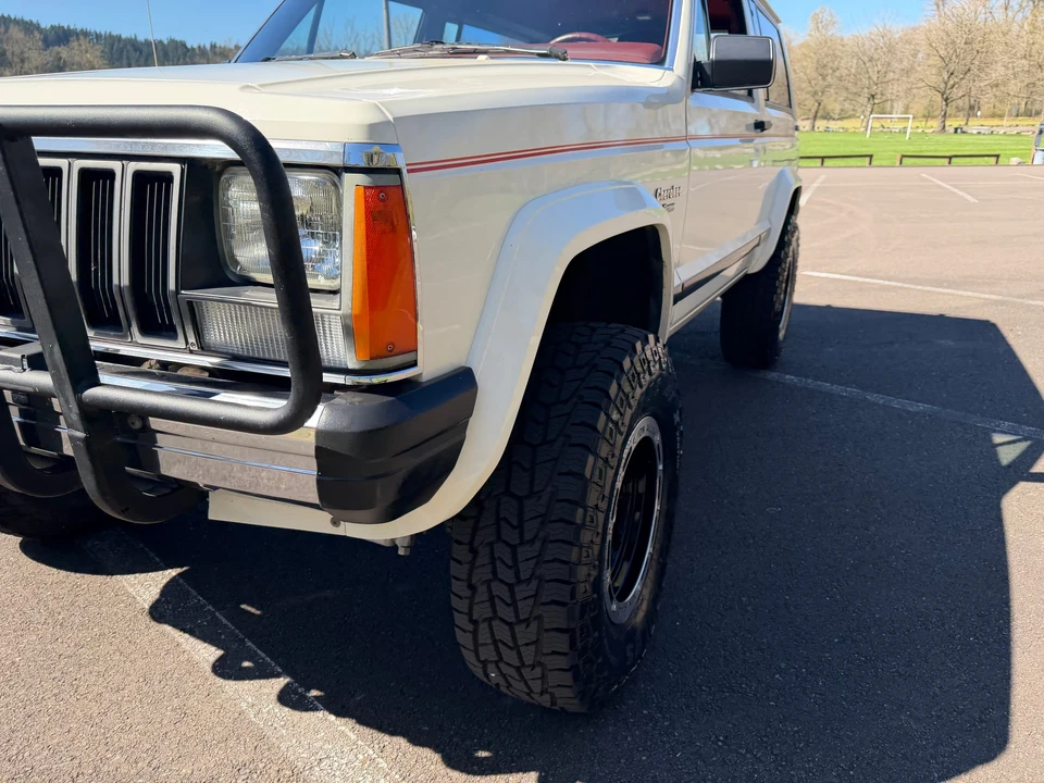 1986 Jeep XJ Cherokee - Image 16 of 31