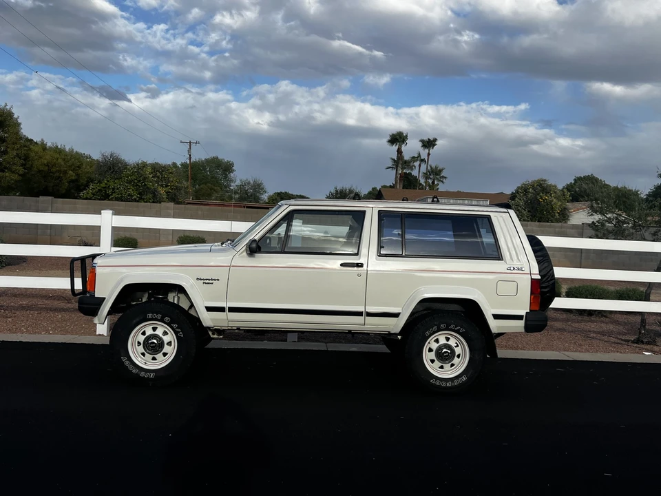 1986 Jeep XJ Cherokee - Image 18 of 31