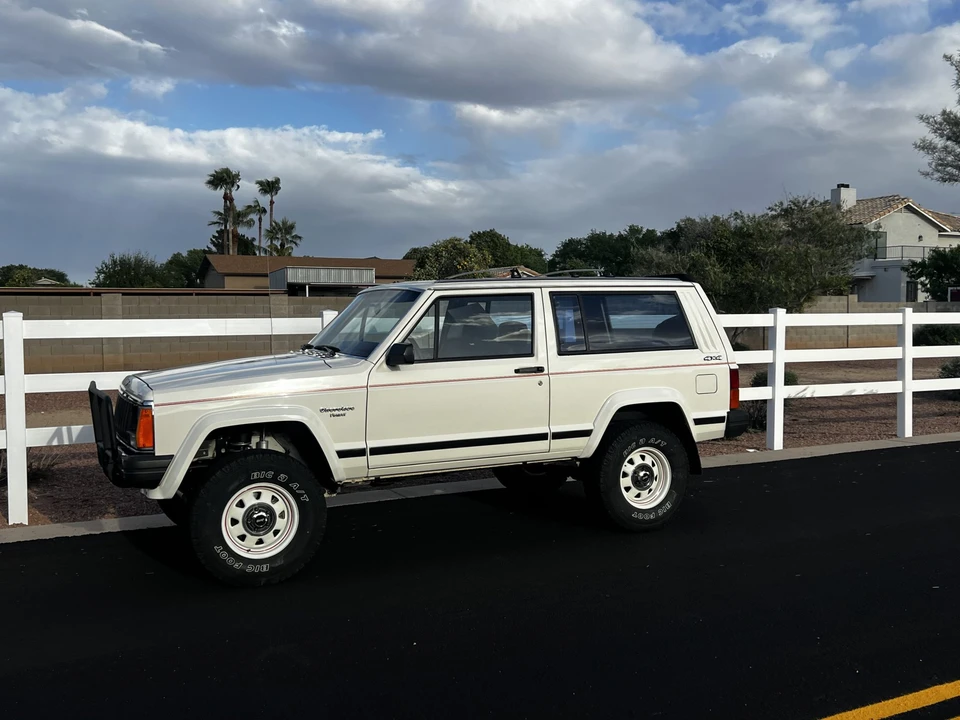 1986 Jeep XJ Cherokee - Image 14 of 31