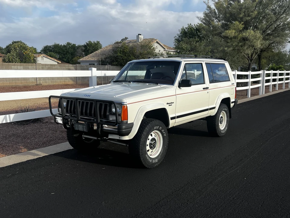 1986 Jeep XJ Cherokee - Image 11 of 31