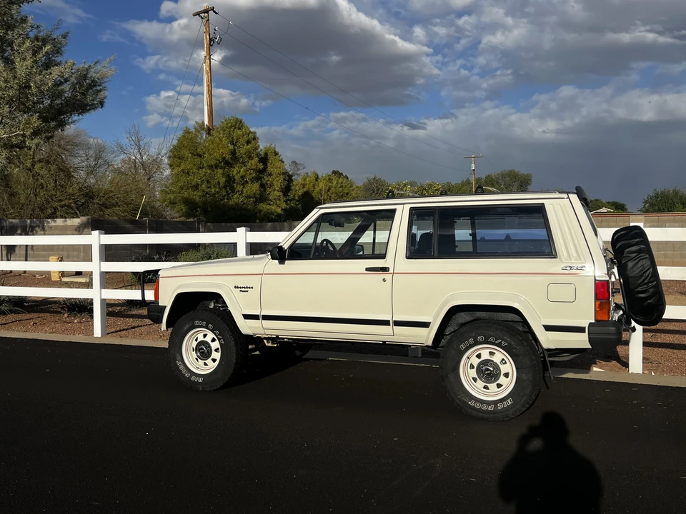 1986 Jeep XJ Cherokee - Image 19 of 31