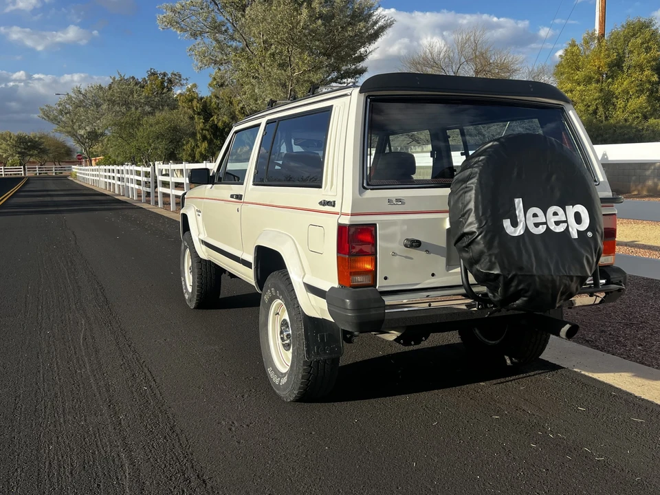 1986 Jeep XJ Cherokee - Image 22 of 31