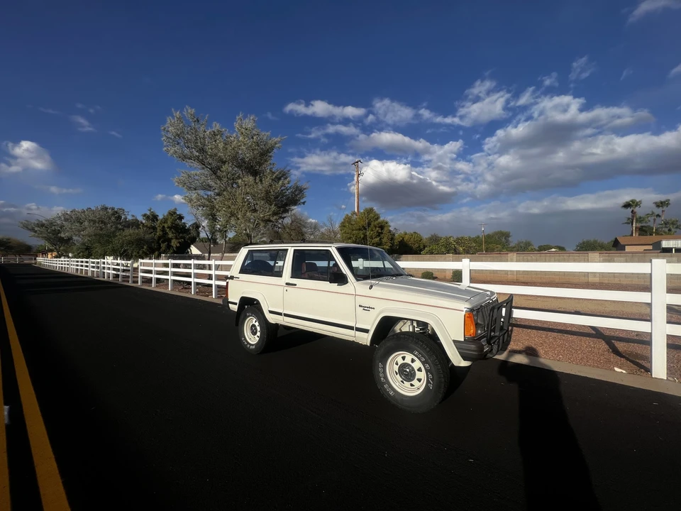 1986 Jeep XJ Cherokee - Image 3 of 31