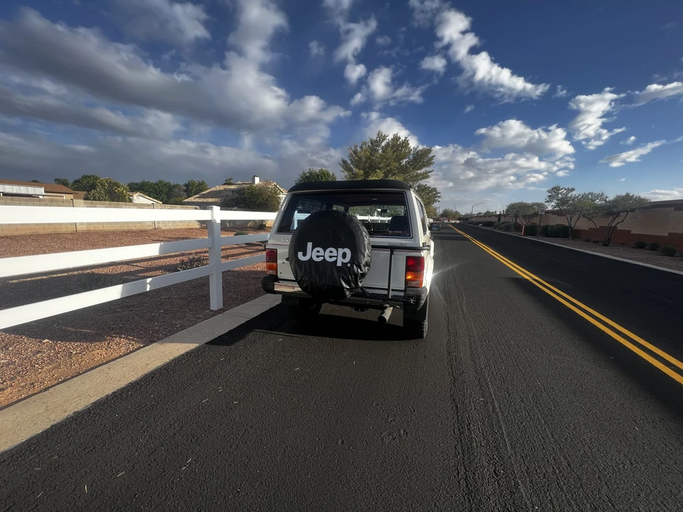 1986 Jeep XJ Cherokee - Image 26 of 31