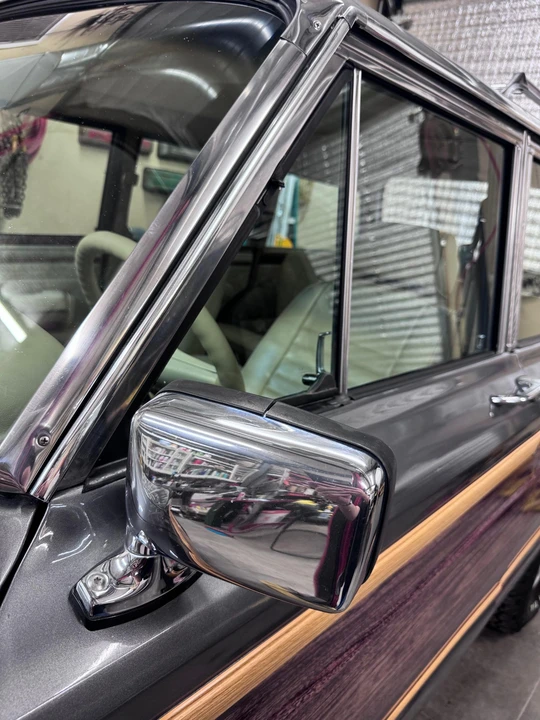 1987 Jeep SJ Grand Wagoneer - Image 25 of 31