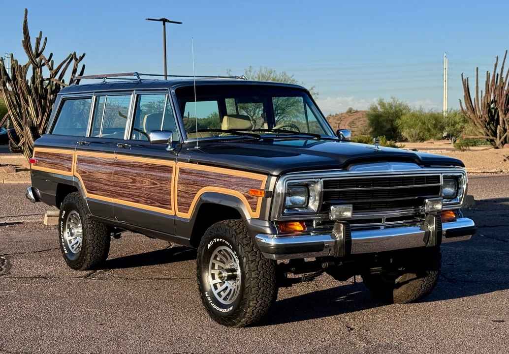 1987 Jeep SJ Grand Wagoneer - Image 15 of 31