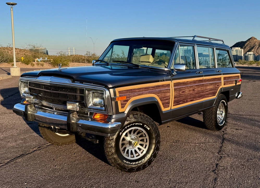 1987 Jeep SJ Grand Wagoneer - Image 3 of 31
