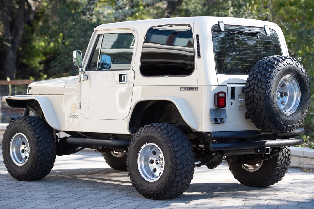 1989 Jeep YJ Wrangler - Image 4 of 31
