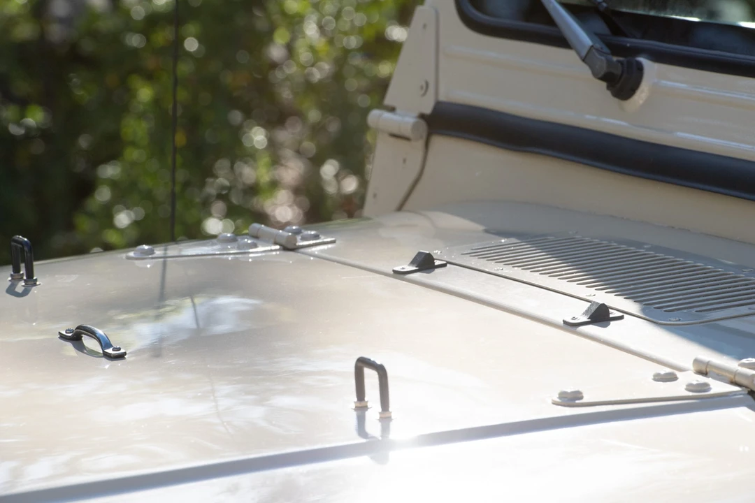 1989 Jeep YJ Wrangler - Image 15 of 31