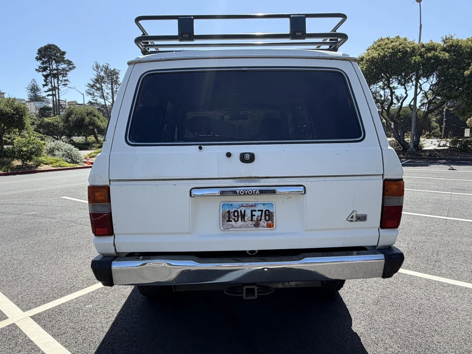 1989 Toyota J60 Land Cruiser - Image 9 of 31