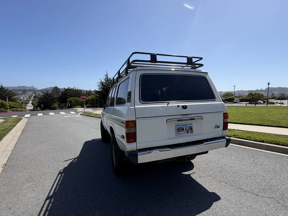 1989 Toyota J60 Land Cruiser - Image 8 of 31
